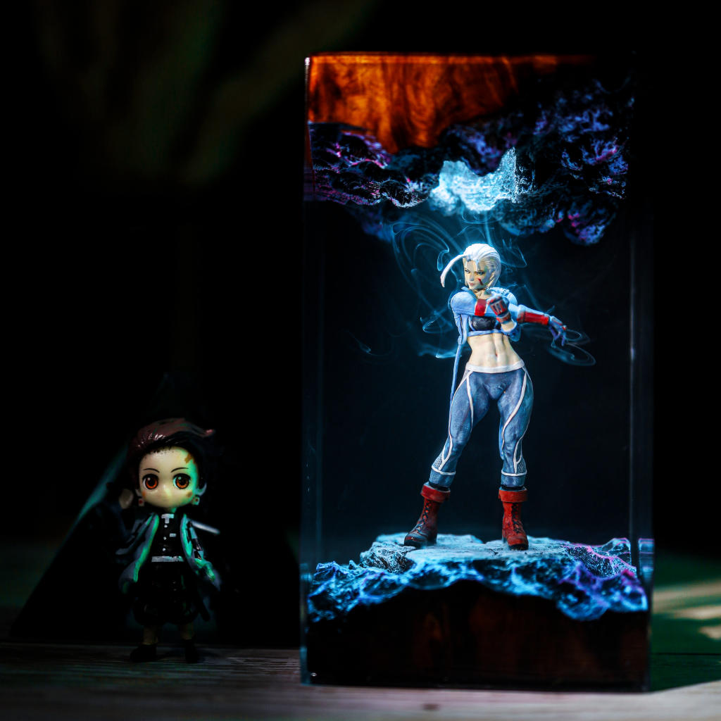 Cammy Street Fighter Night Light - Image 2