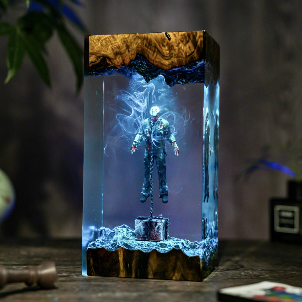 Chained Jason Voorhees Friday the 13th Halloween Lamp - Image 9
