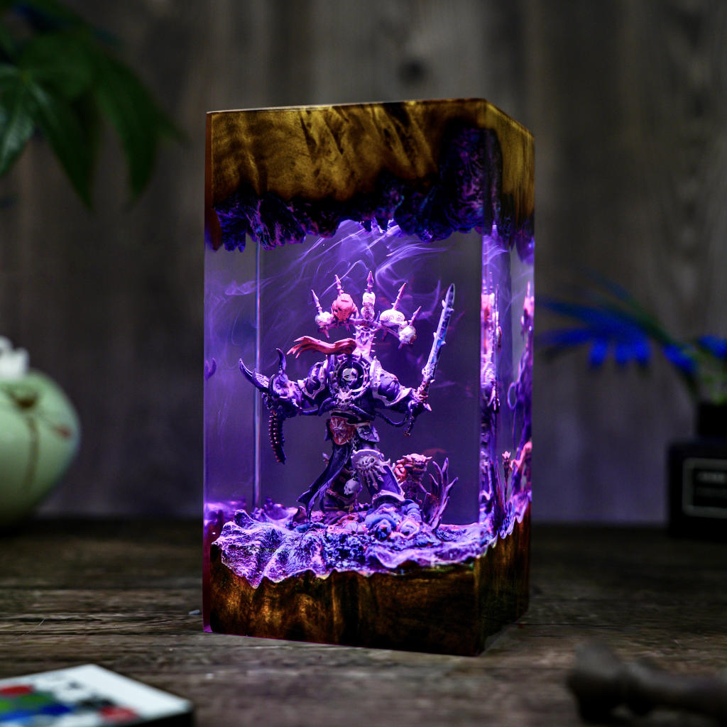 Chaos Space Marines Warhammer Lamp - Image 6