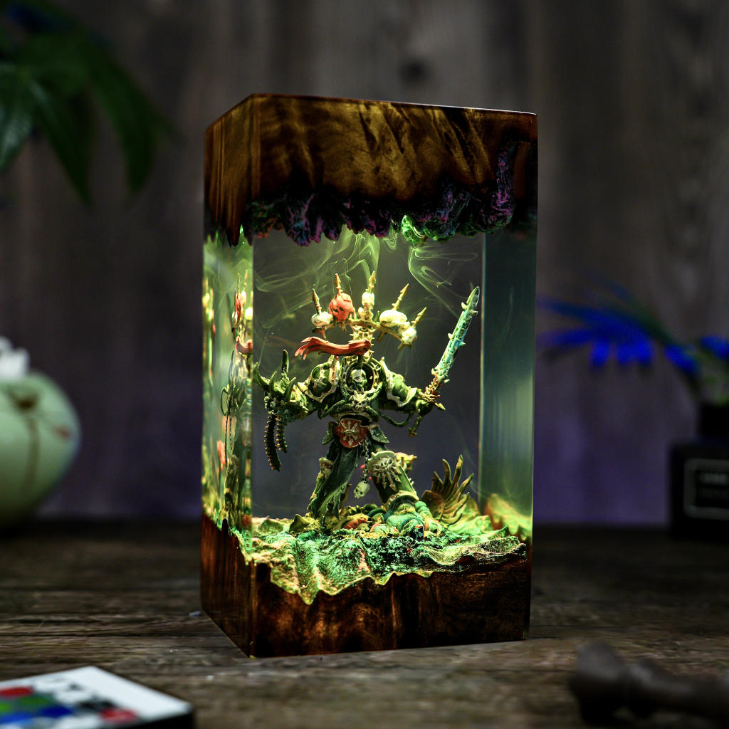 Chaos Space Marines Warhammer Lamp - Image 4