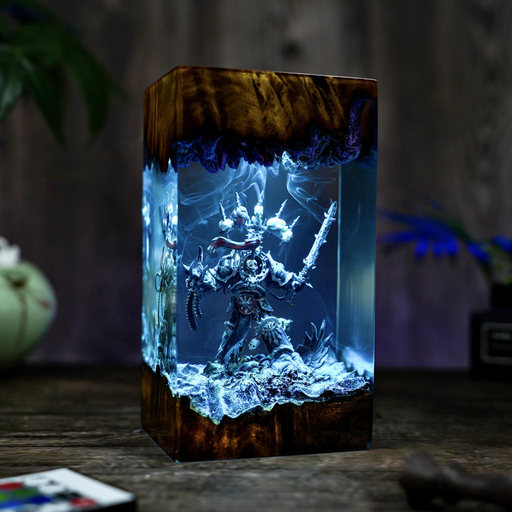 Chaos Space Marines Warhammer Lamp - Image 8