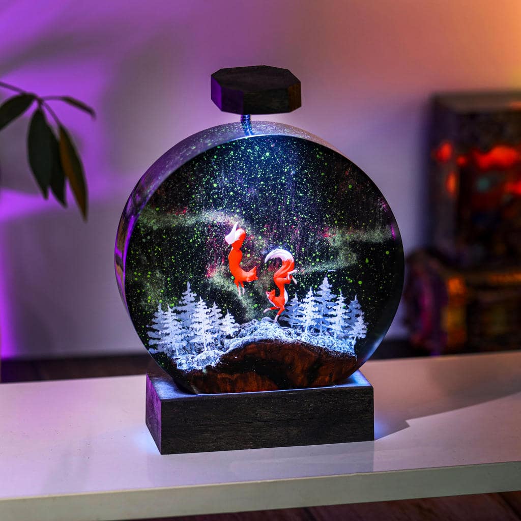 Circular Fox Resin Lamp - Image 2