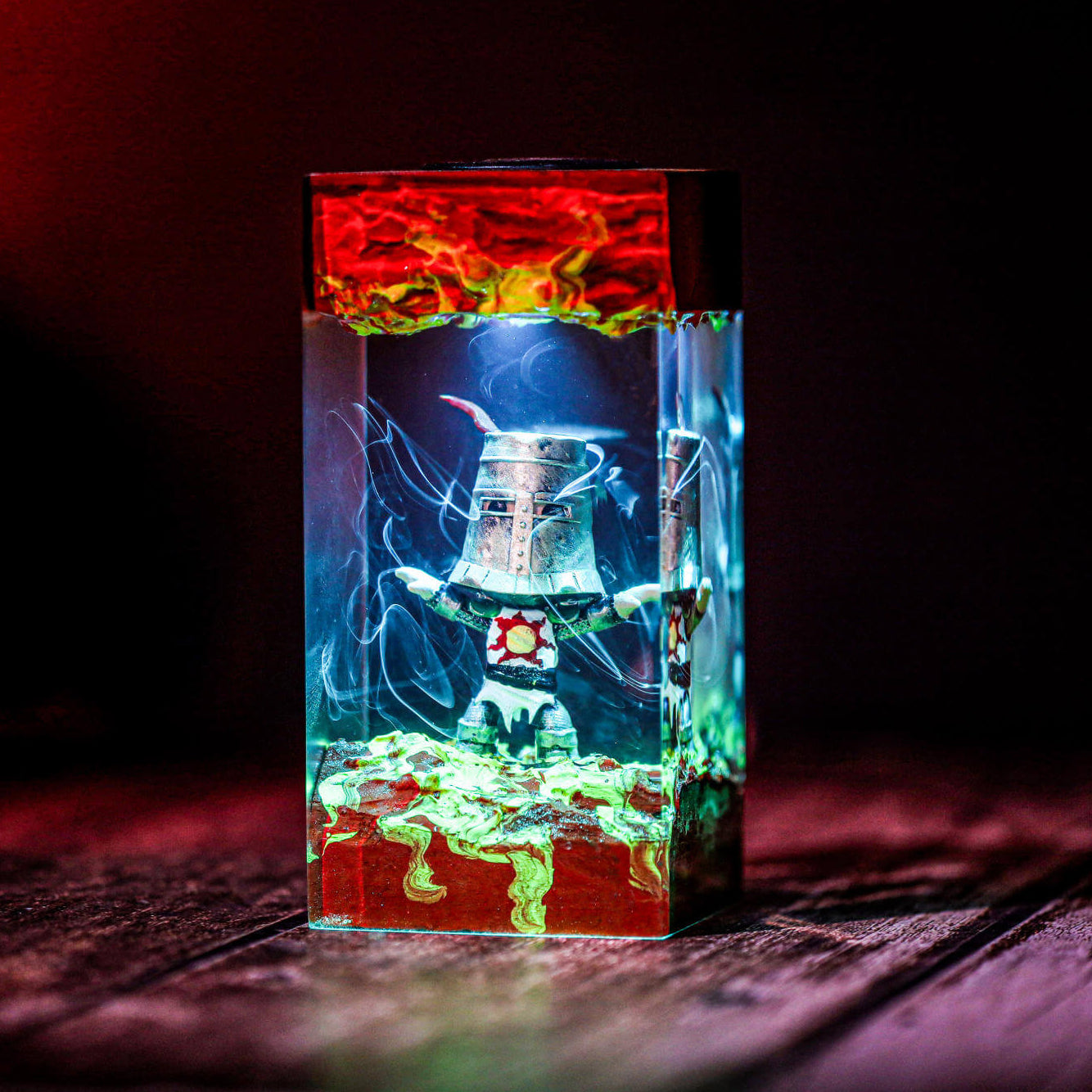 Dark Souls Solaire of Astoria Statue Lamp - Image 2