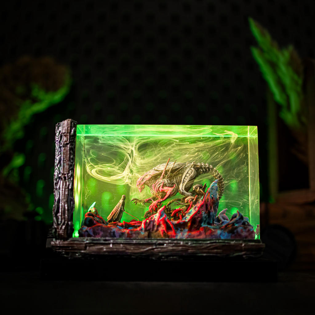 Darth Vader vs Xenomorph Diorama Lamp - Image 5