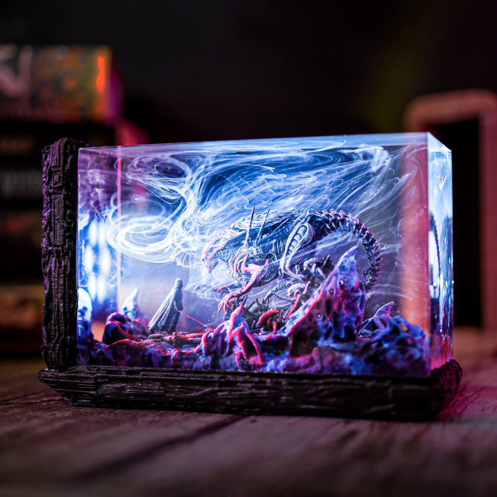 Darth Vader vs Xenomorph Diorama Lamp - Image 9
