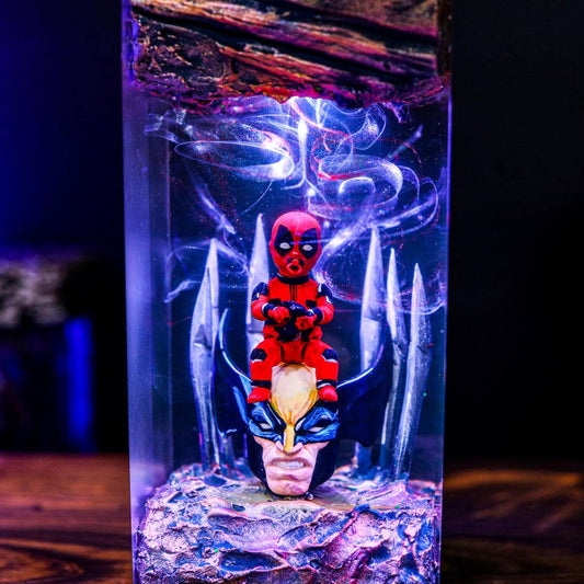 Deadpool VS Wolverine Night Light - Image 2