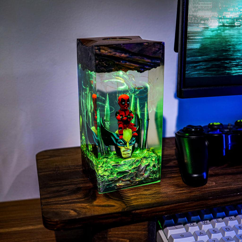 Deadpool VS Wolverine Night Light - Image 4