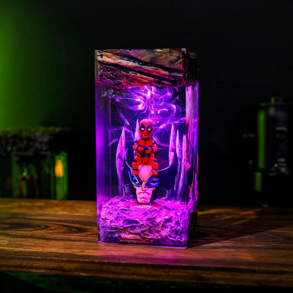 Deadpool VS Wolverine Night Light - Image 9