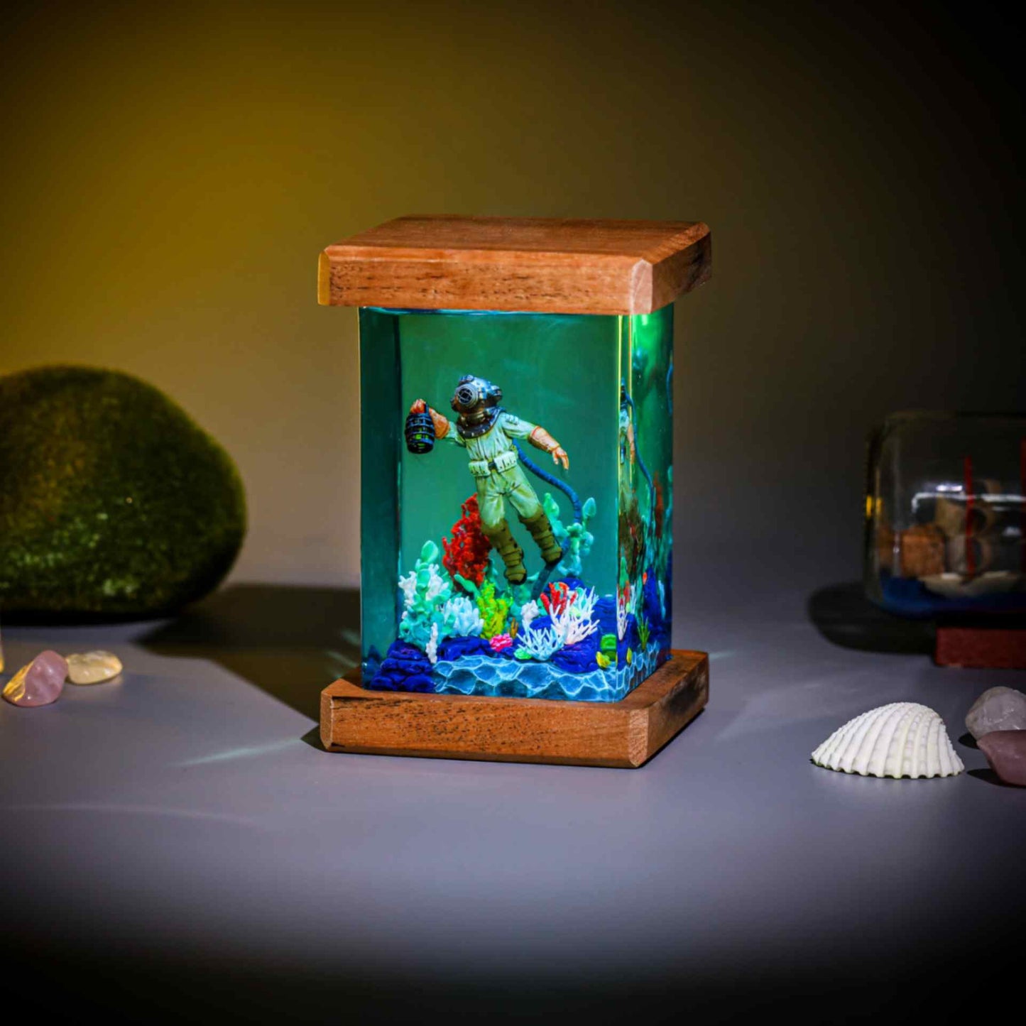 Deep-sea Diver with Air Hose Night light - Image 7