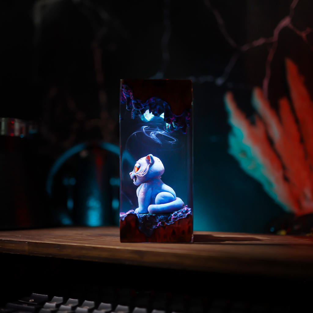 Derpy Tiger KPop Demon Hunters Lamp - Image 9