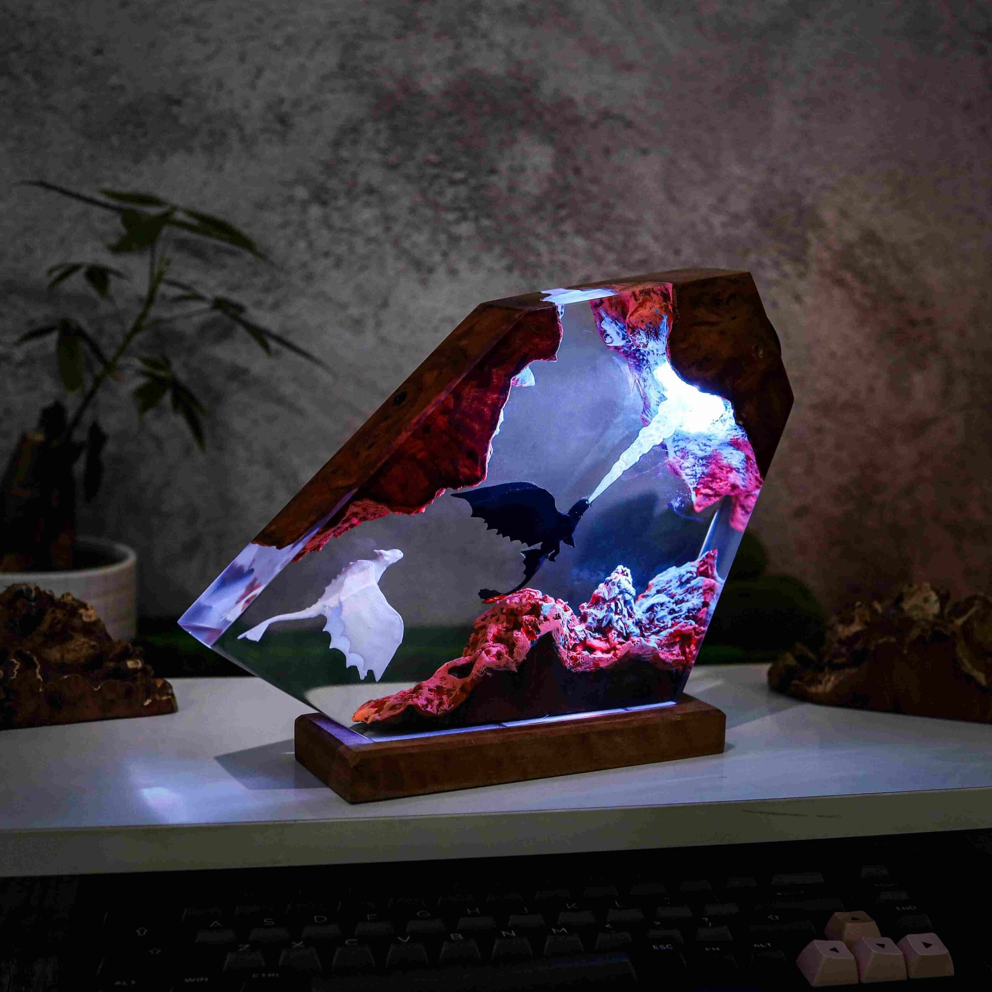 Fire Breathing Toothless and Light Fury Lamp - Image 6