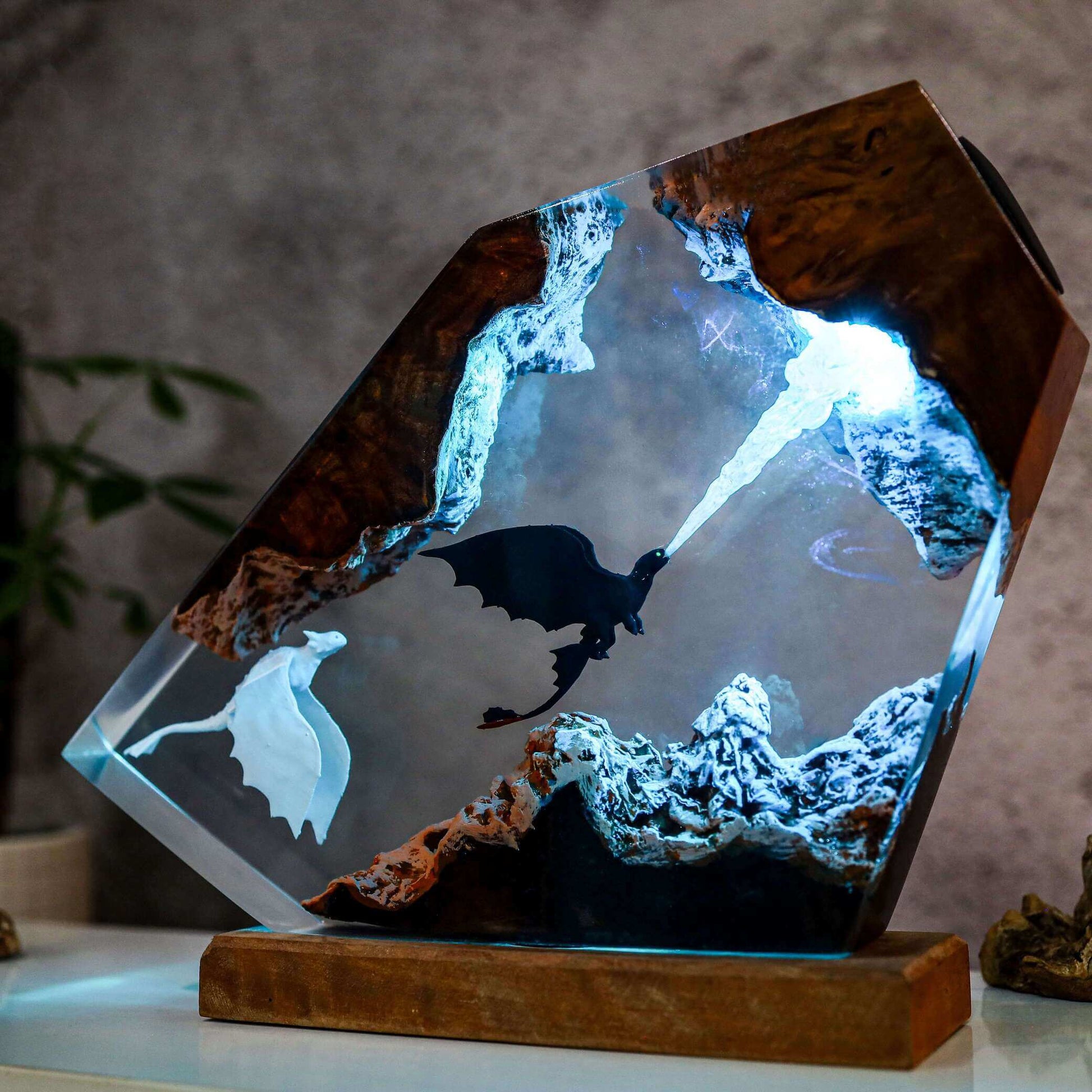 Fire Breathing Toothless and Light Fury Lamp - Image 8