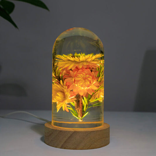 Strawflowers Epoxy lamp