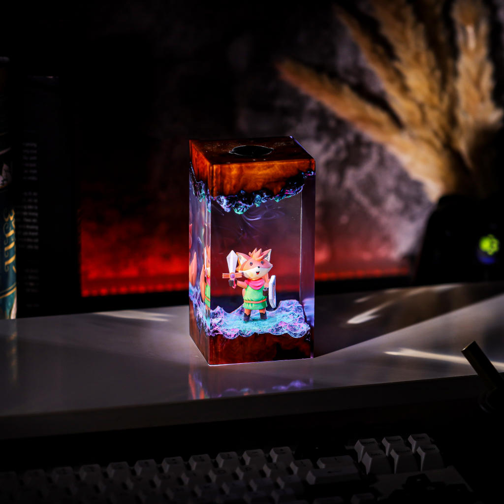 Fox TUNIC Game Night Light - Image 5