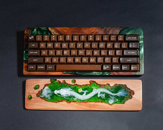 Green Resin and Wood Keyboard Case - Image 6