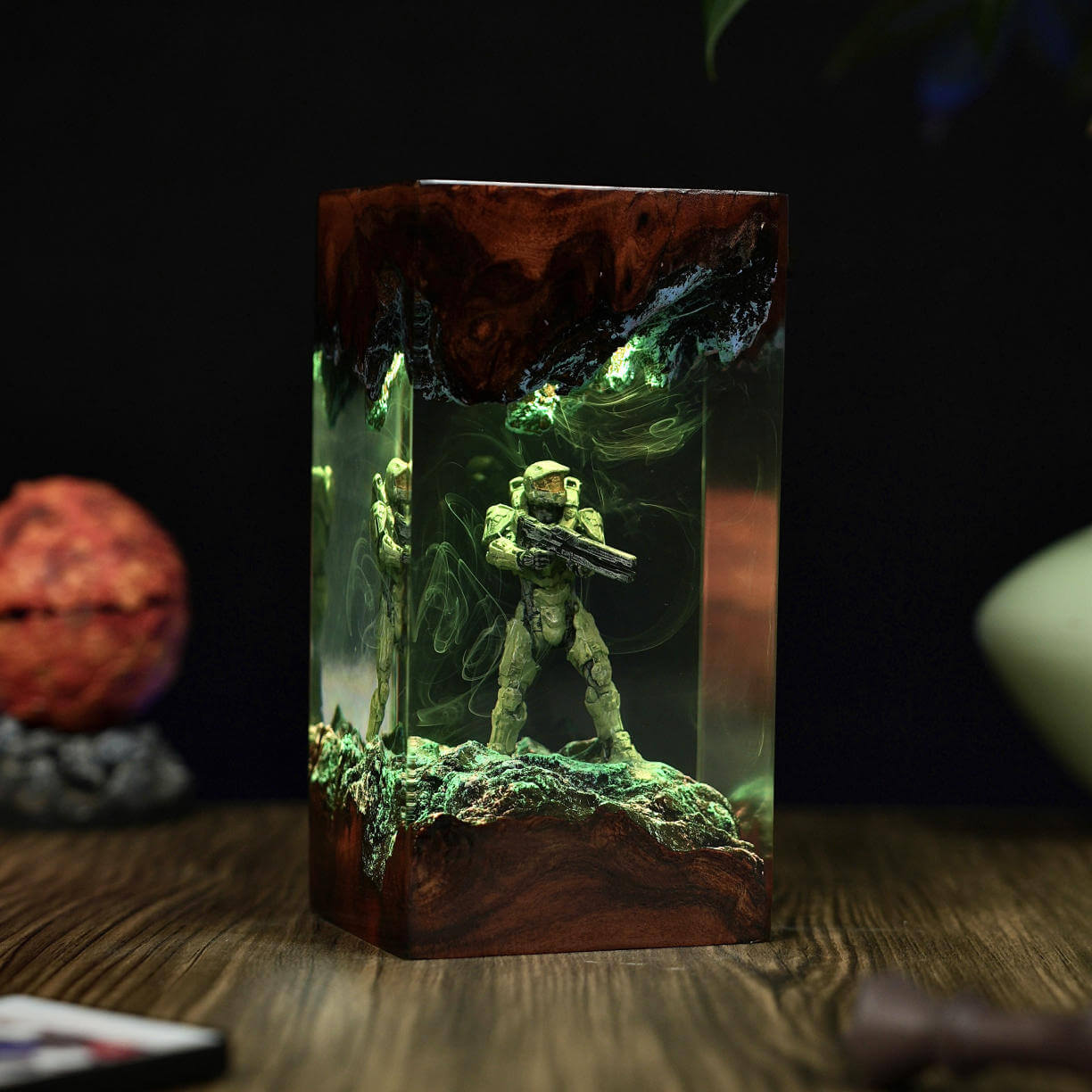 Halo: The Master Chief Collection Lamp - Image 7