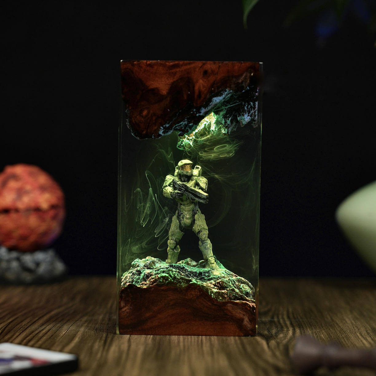 Halo: The Master Chief Collection Lamp - Image 3