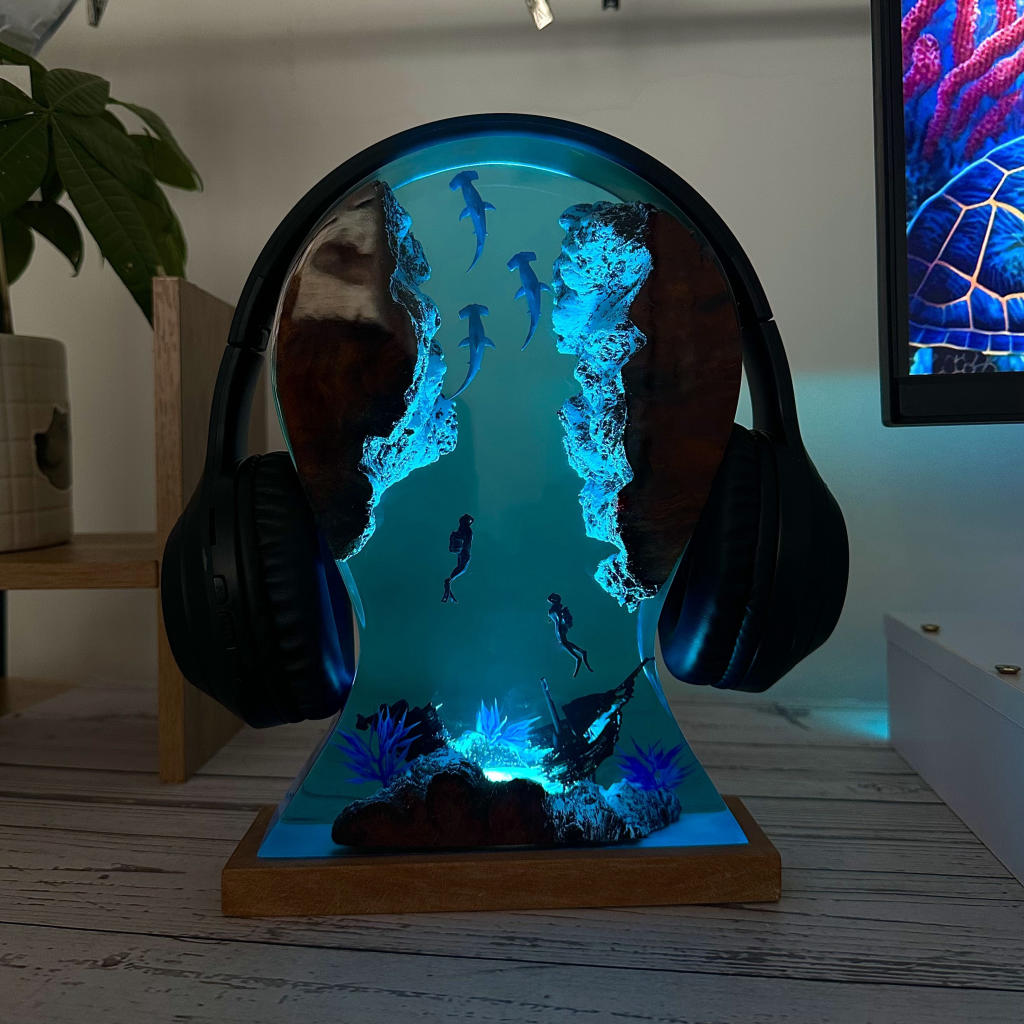 Hammerhead Shark night light &amp; Headphone Stand - Image 3