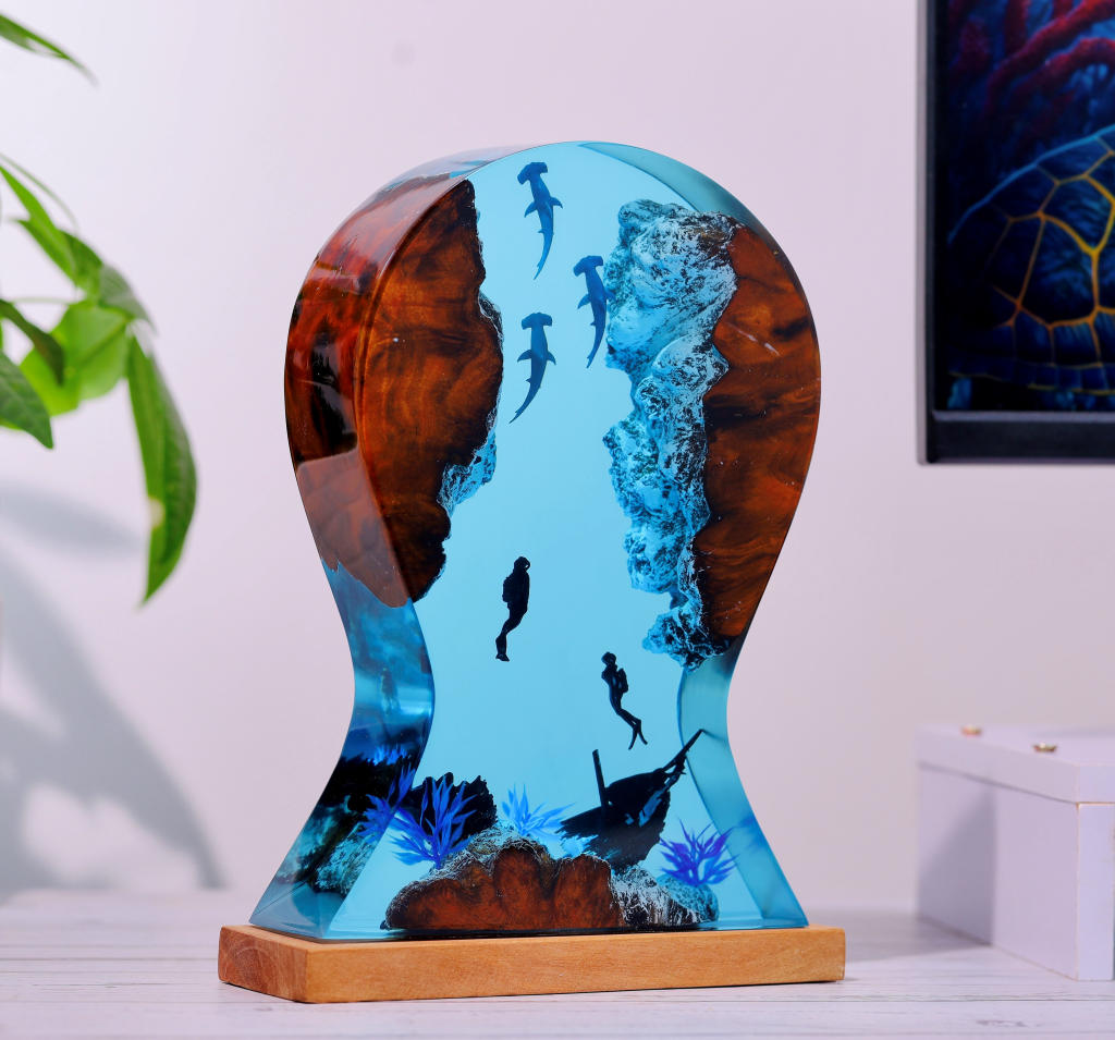 Hammerhead Shark night light &amp; Headphone Stand - Image 4