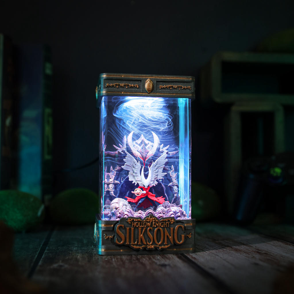 Hornet Battle Hollow Knight Silksong Diorama Lamp - Image 2