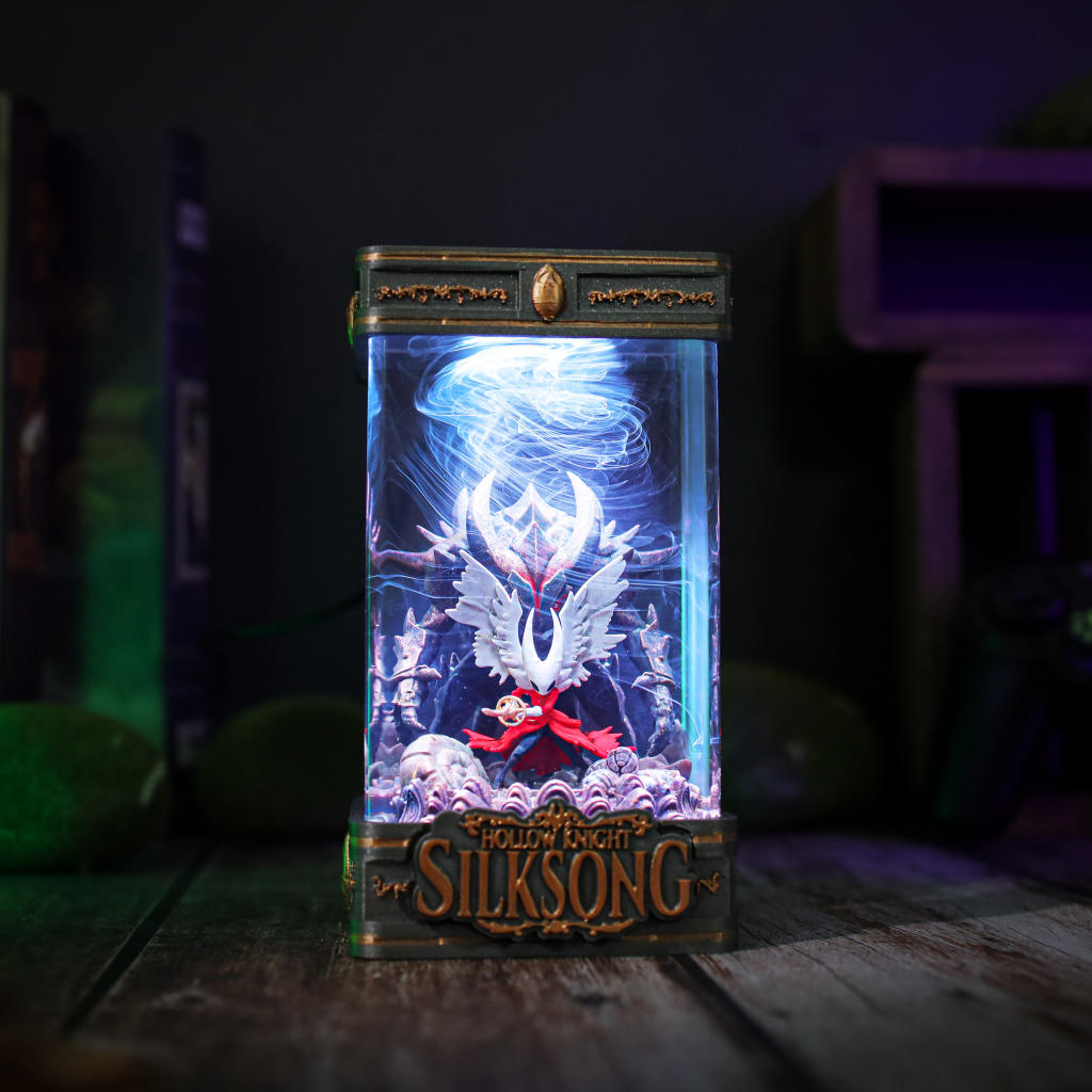 Hornet Battle Hollow Knight Silksong Diorama Lamp - Image 3