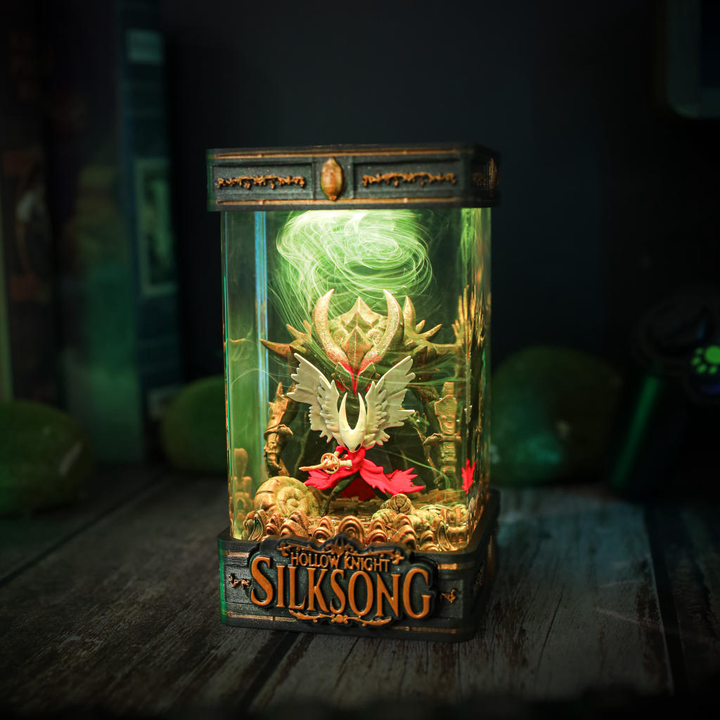 Hornet Battle Hollow Knight Silksong Diorama Lamp - Image 5