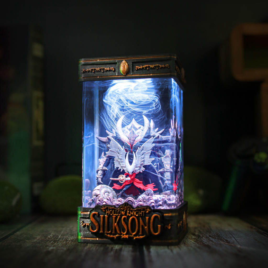 Hornet Battle Hollow Knight Silksong Diorama Lamp - Image 8