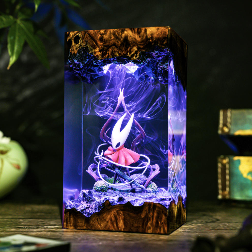 Hornet Hollow Knight Silksong Lamp - Image 3