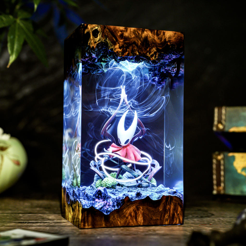 Hornet Hollow Knight Silksong Lamp - Image 4