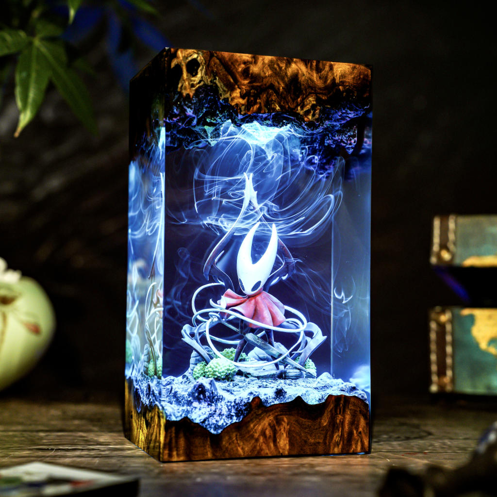 Hornet Hollow Knight Silksong Lamp - Image 7