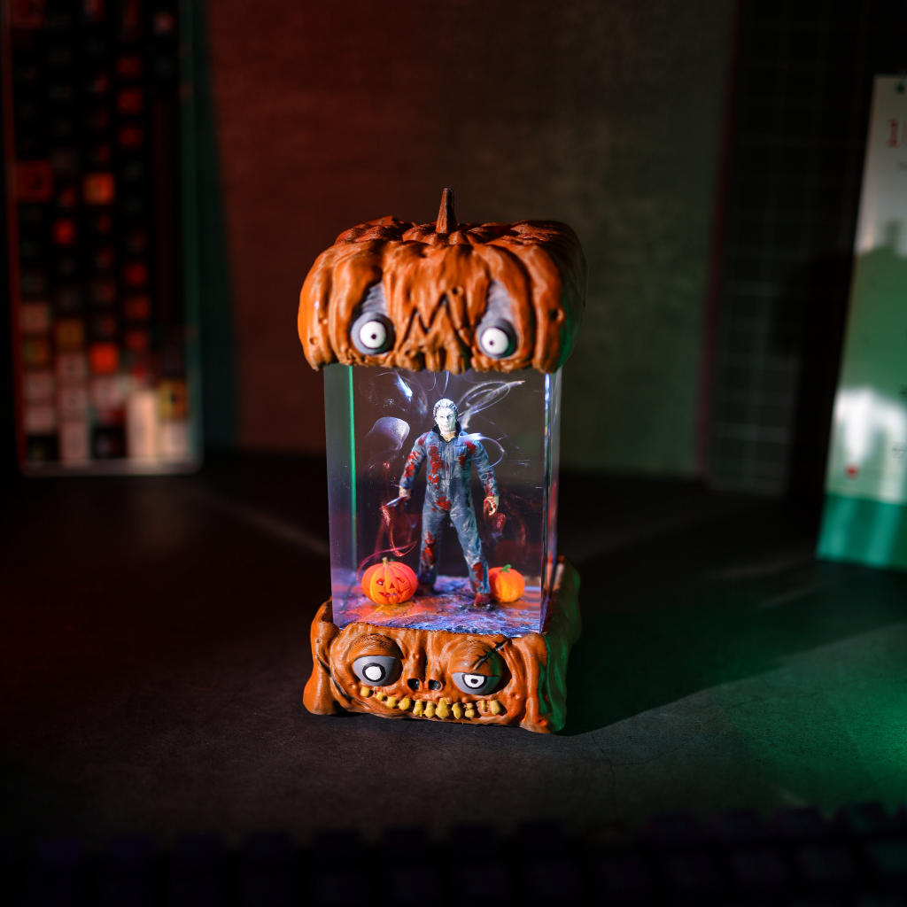 Jason Voorhees Friday the 13th Halloween Pumpkin Lamp - Image 3
