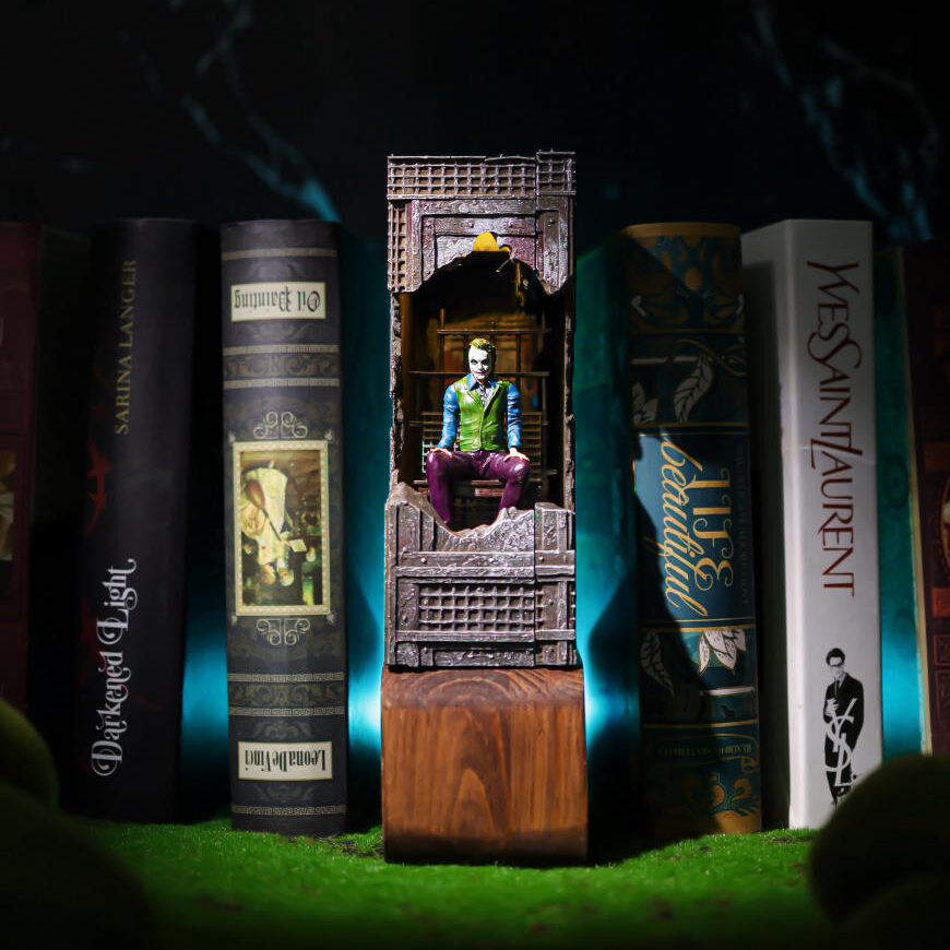Joker Book Nook - Image 4