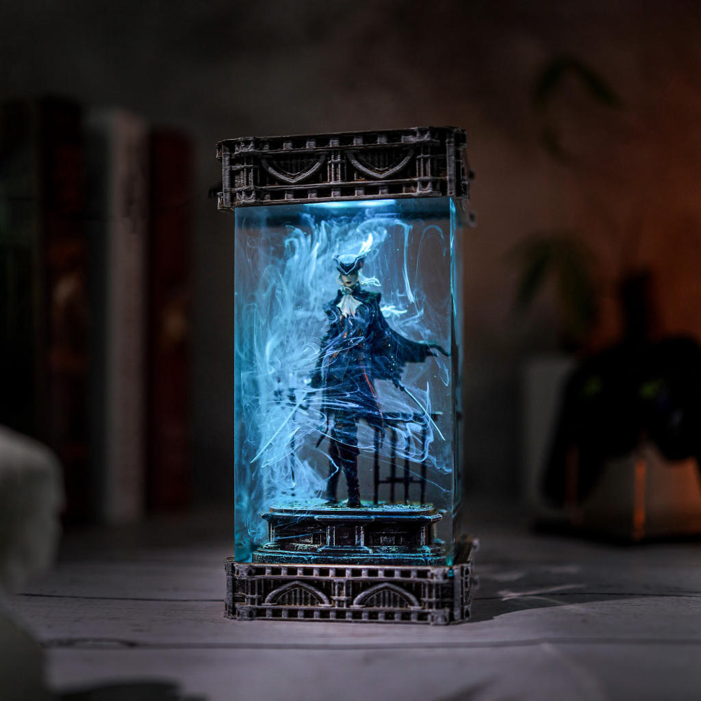 Lady Maria Bloodborne Lamp - Image 3