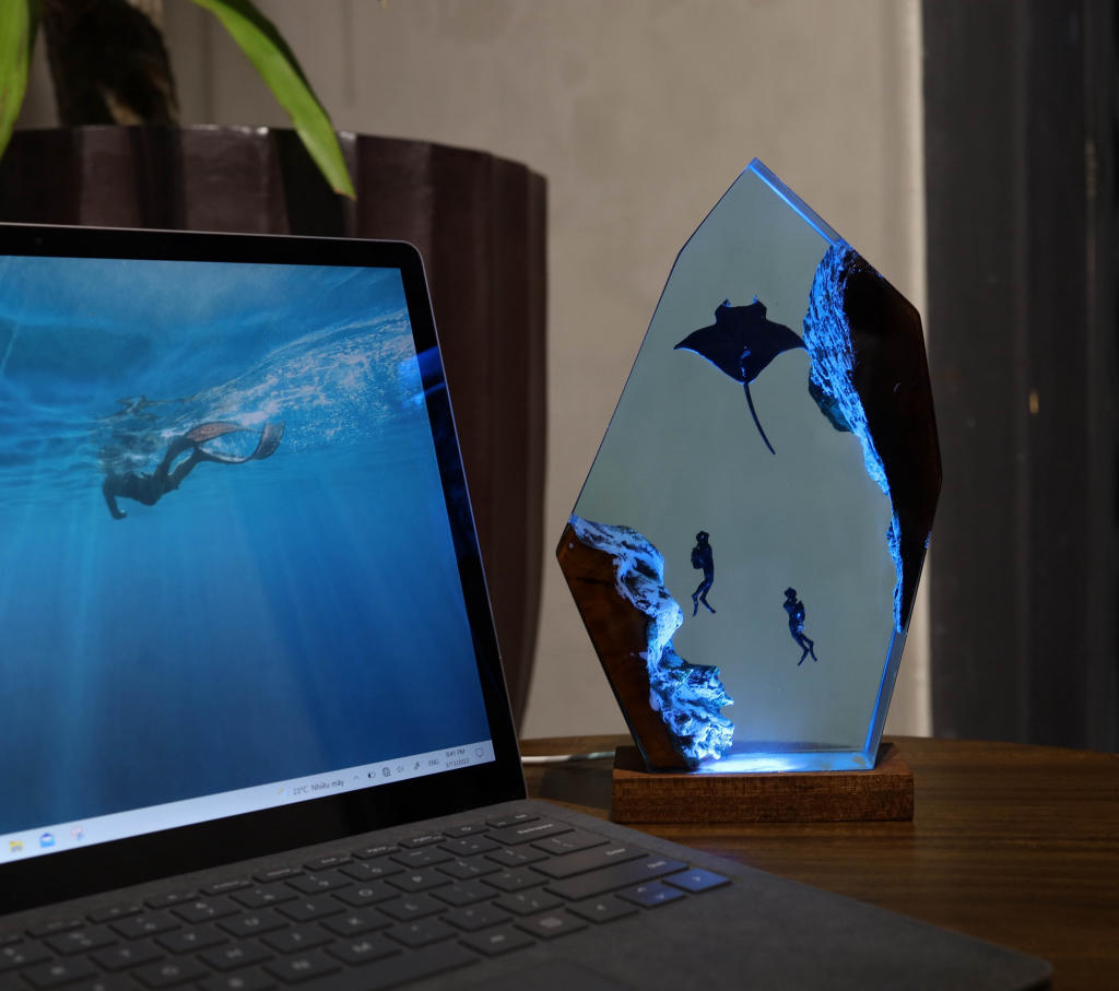 Manta Rays and Diver Night Lights - Image 2