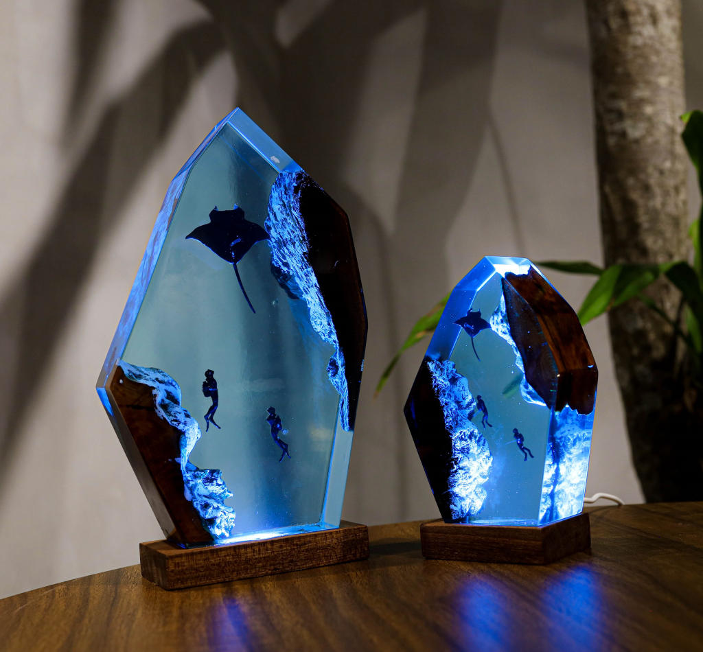 Manta Rays and Diver Night Lights - Image 8