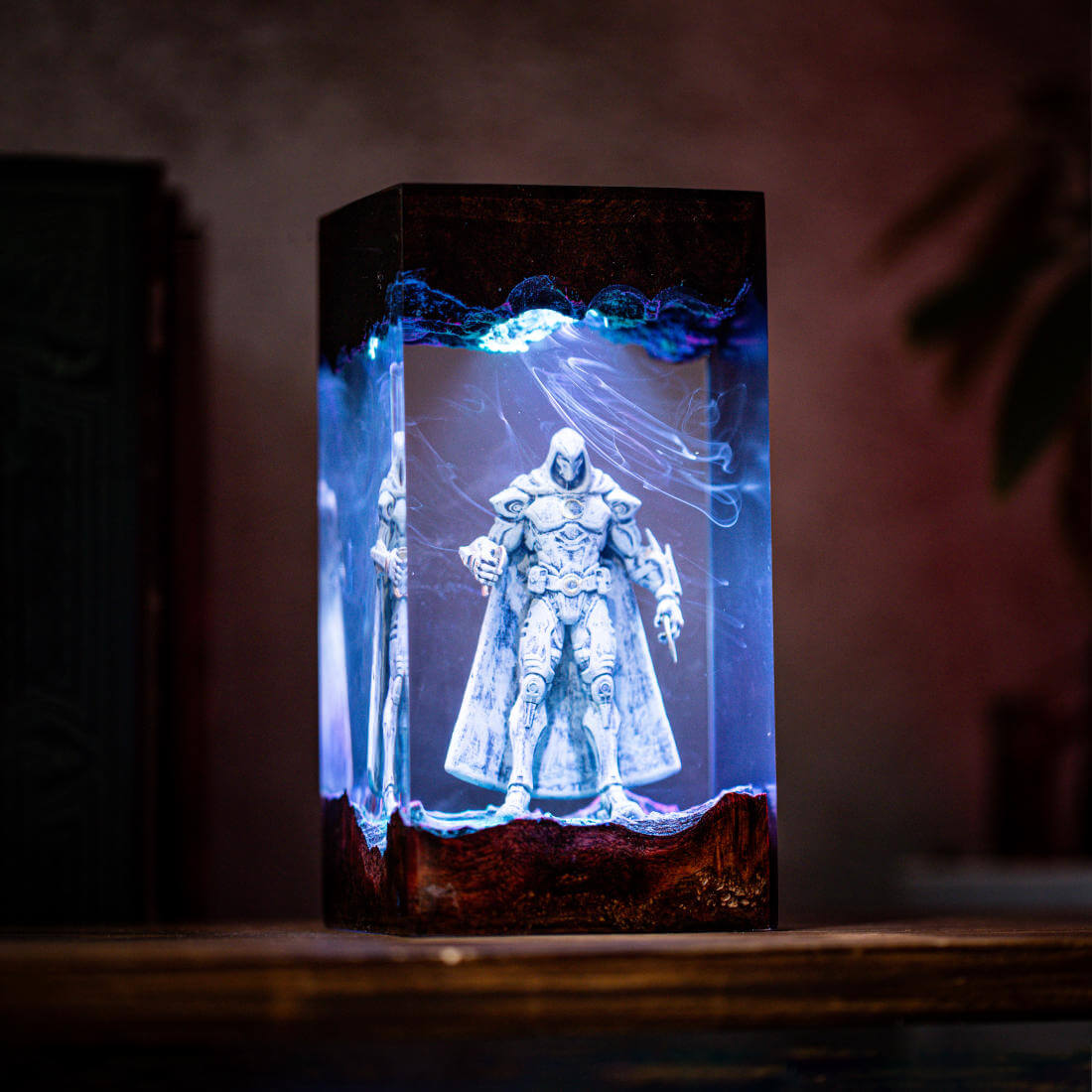 Marvel Rivals Moon Knight Night Light - Image 11