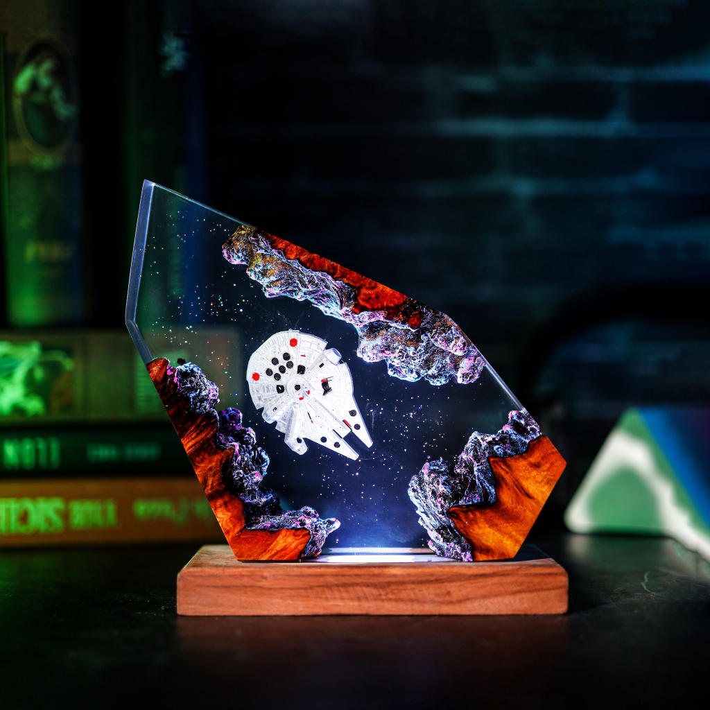 Millennium Falcon Spaceship Night Light Ver 3 - Image 6