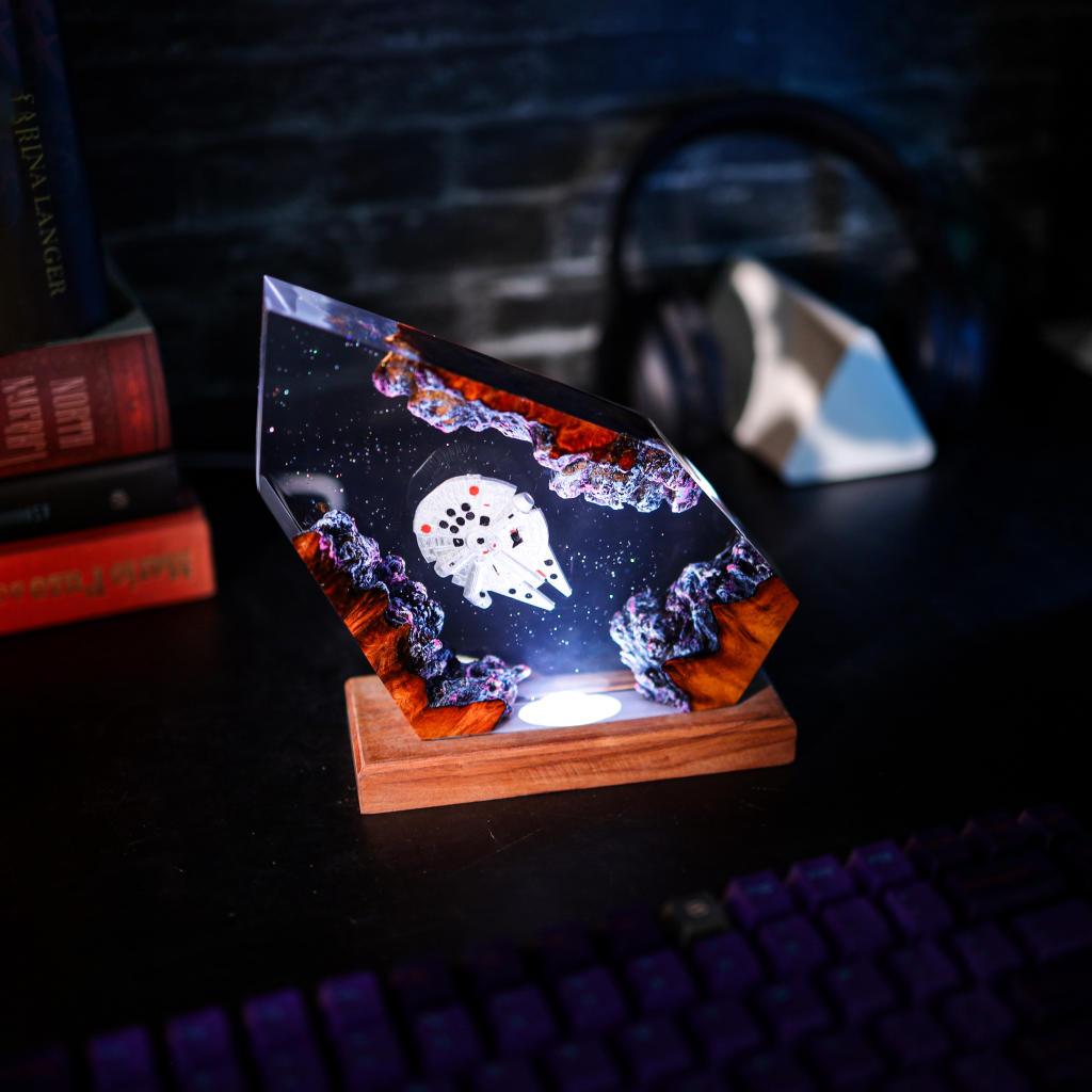 Millennium Falcon Spaceship Night Light Ver 3 - Image 5