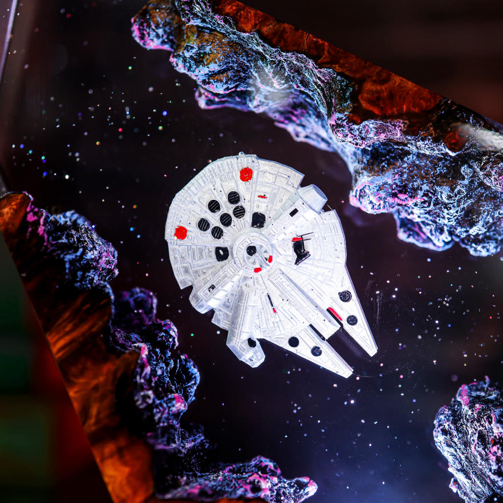 Millennium Falcon Spaceship Night Light Ver 3 - Image 8