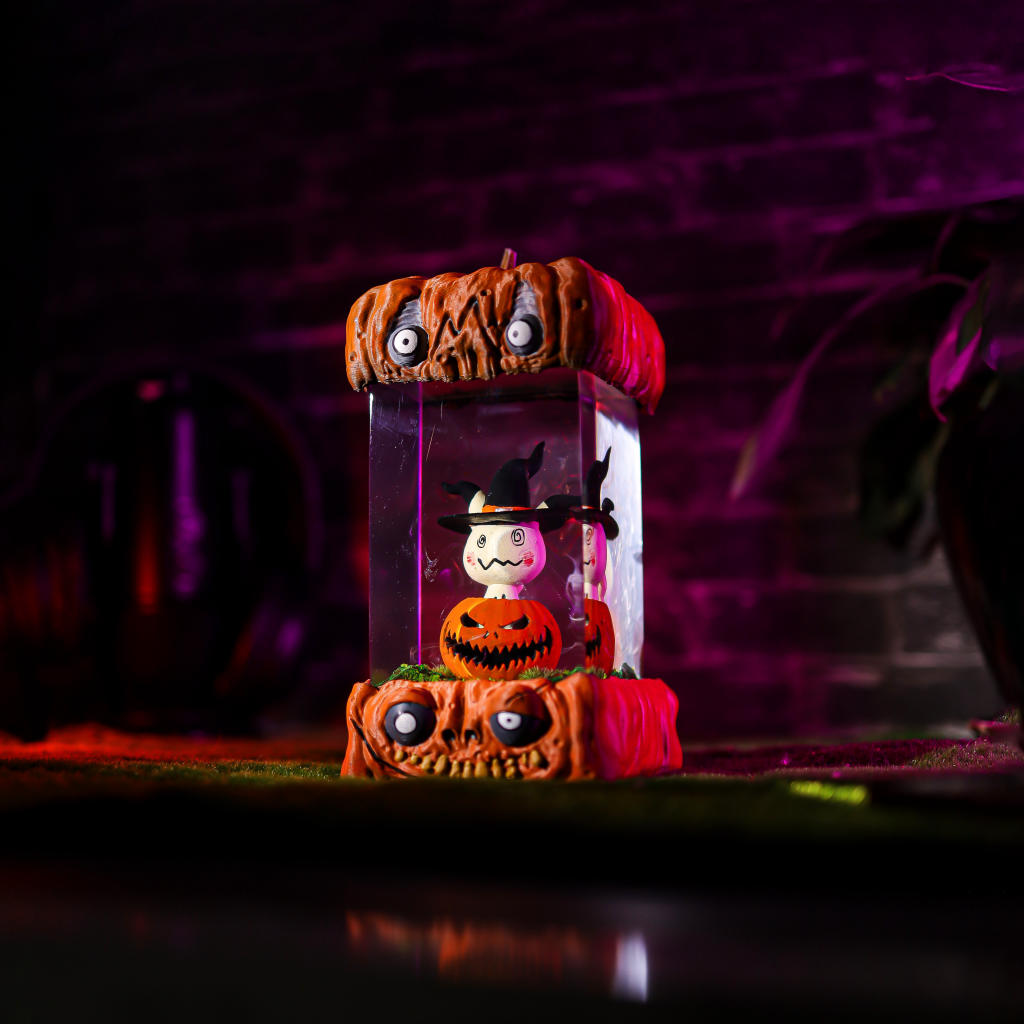 Mimikyu Pokémon Halloween Lamp - Image 8