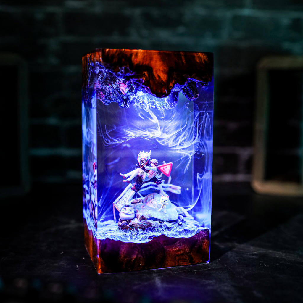 Momo Ayase and Okarun Dandadan Lamp - Image 3