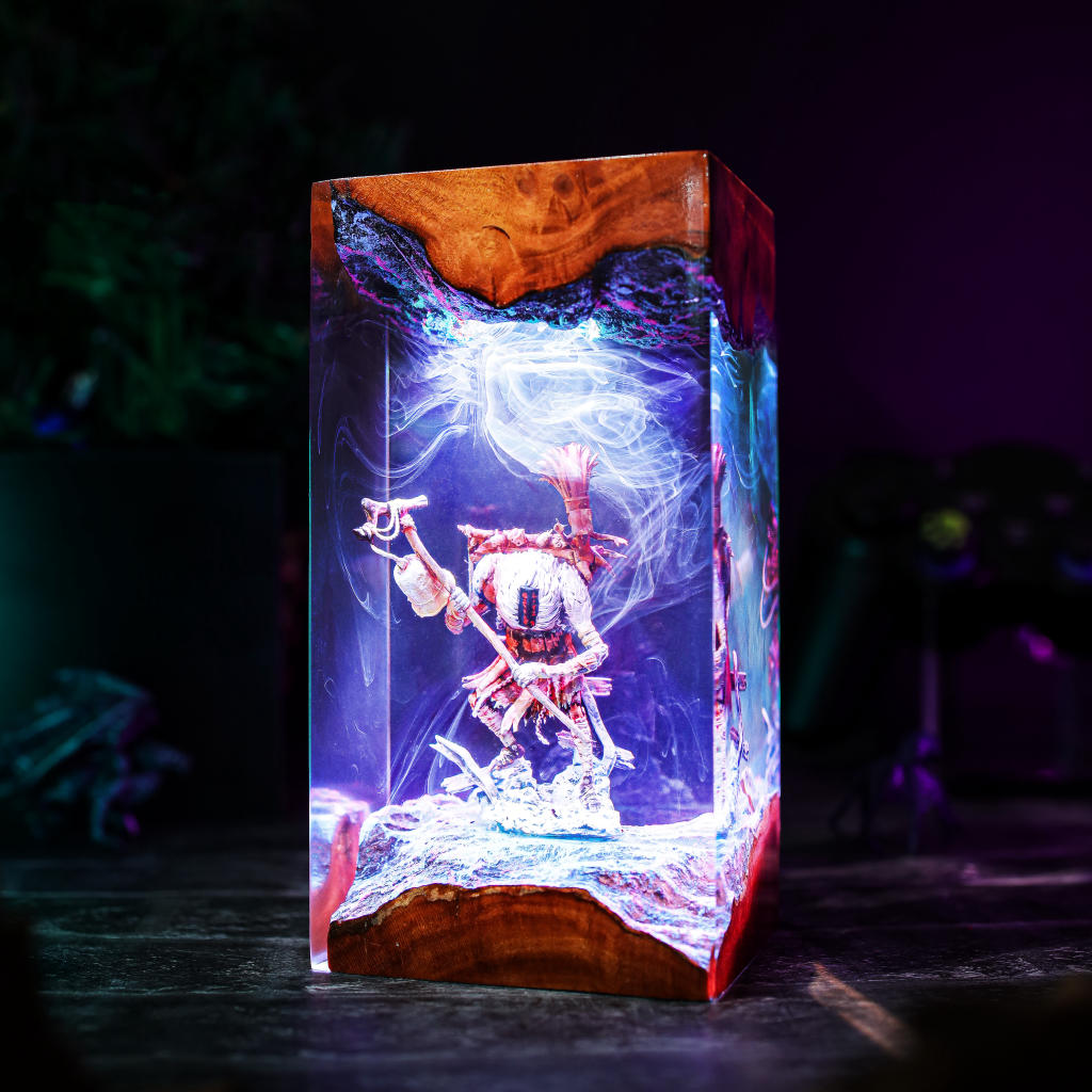 Monoco Clair Obscur Expedition 33 Lamp - Image 9