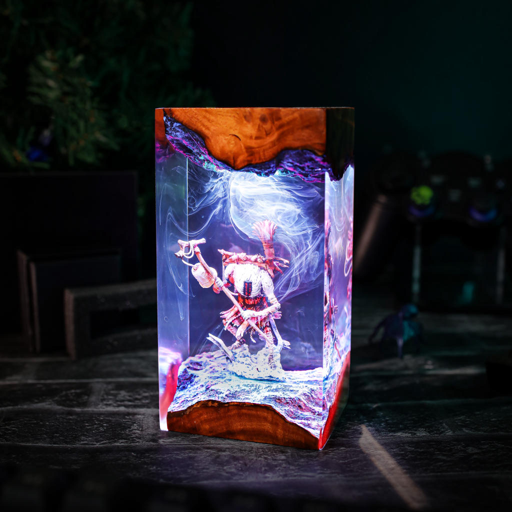 Monoco Clair Obscur Expedition 33 Lamp - Image 8