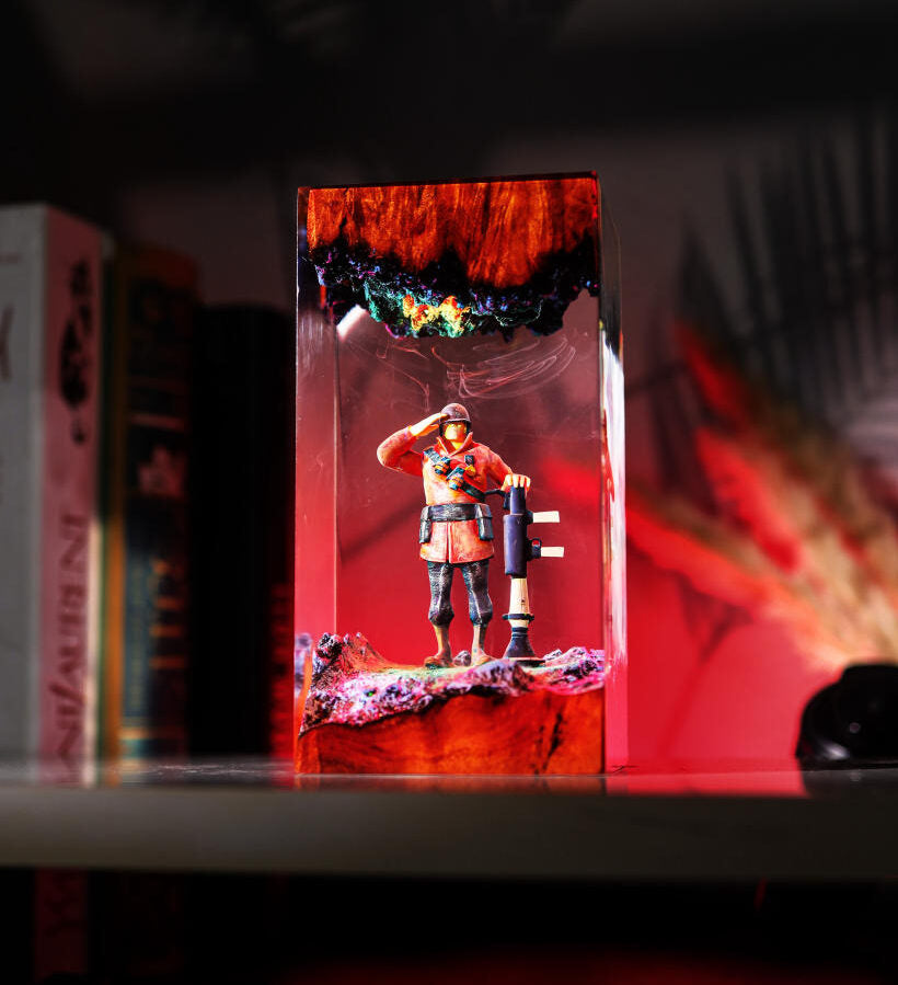 Red Soldier Team Fortress Lamp