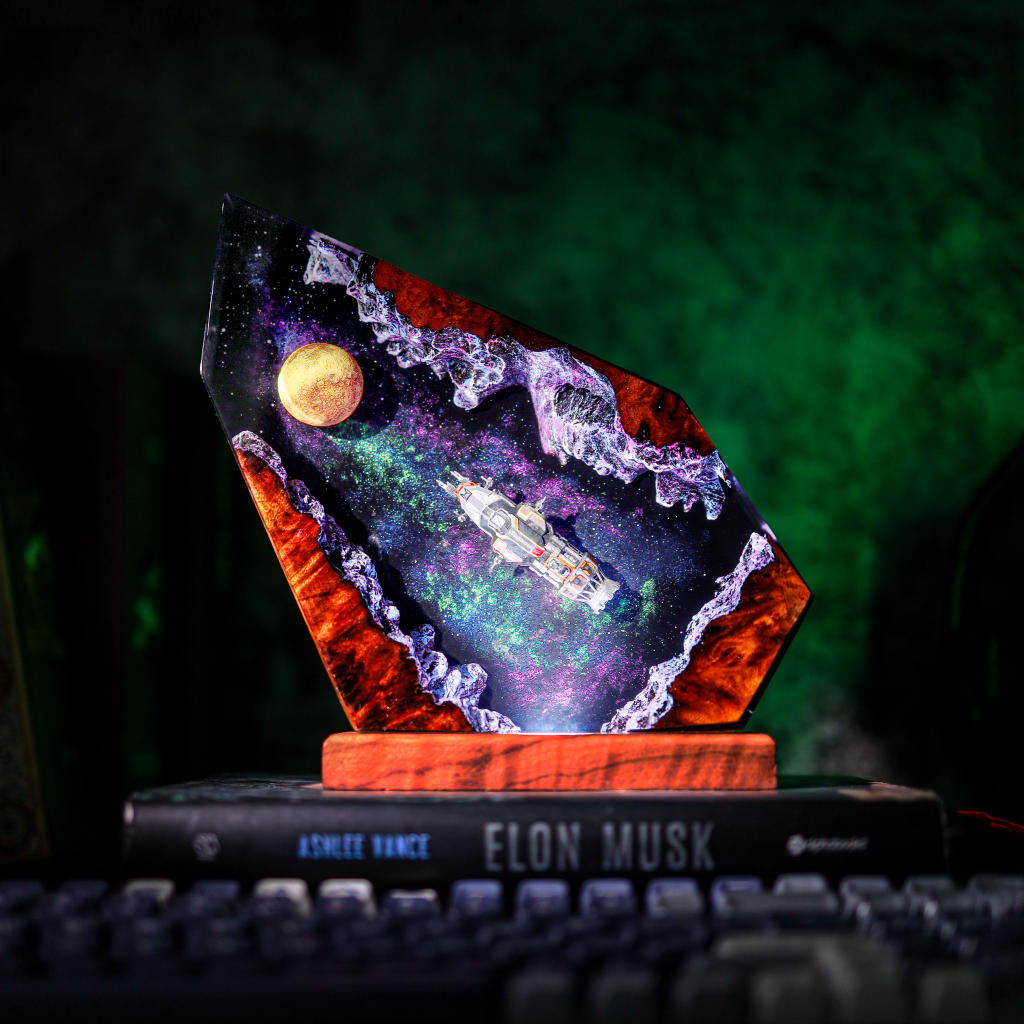 Rocinante The Expanse Night Light - Image 4