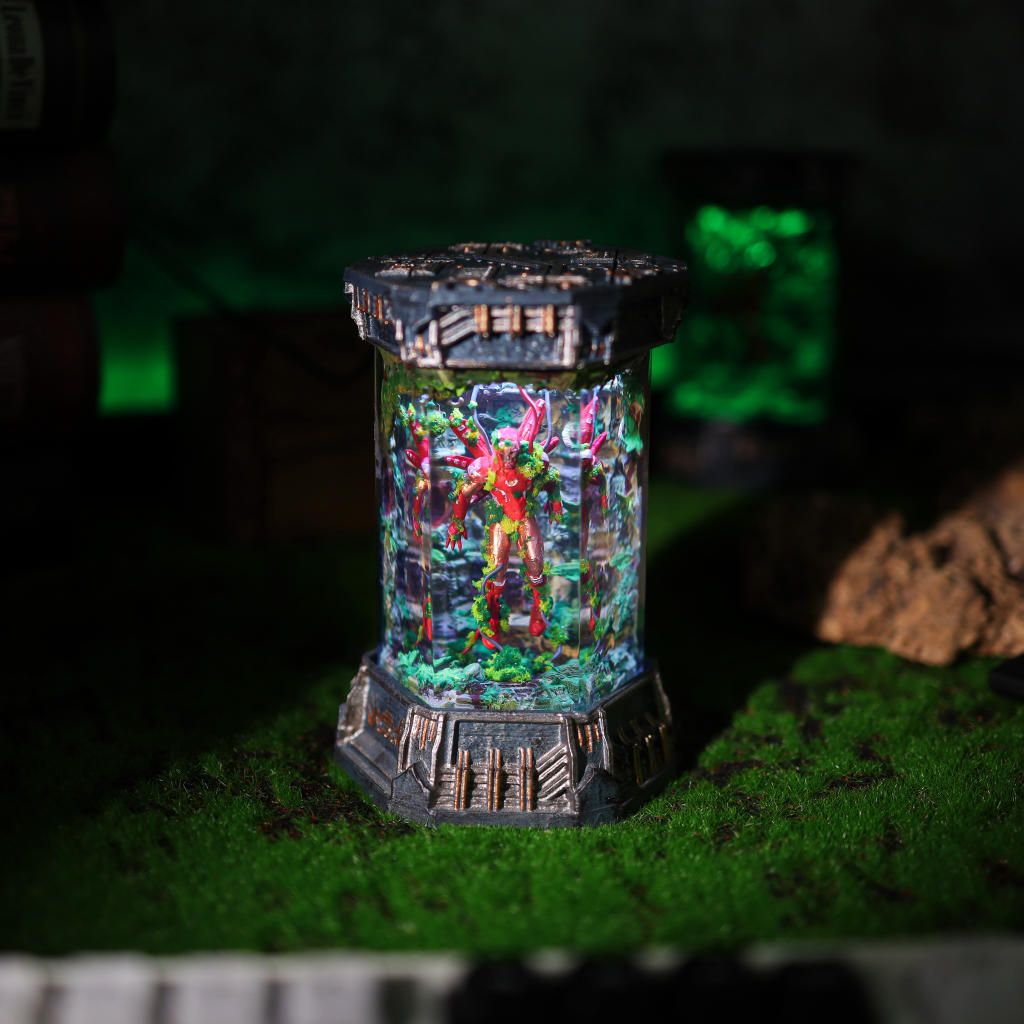 Rusted Iron Man Chamber Lamp - Image 5