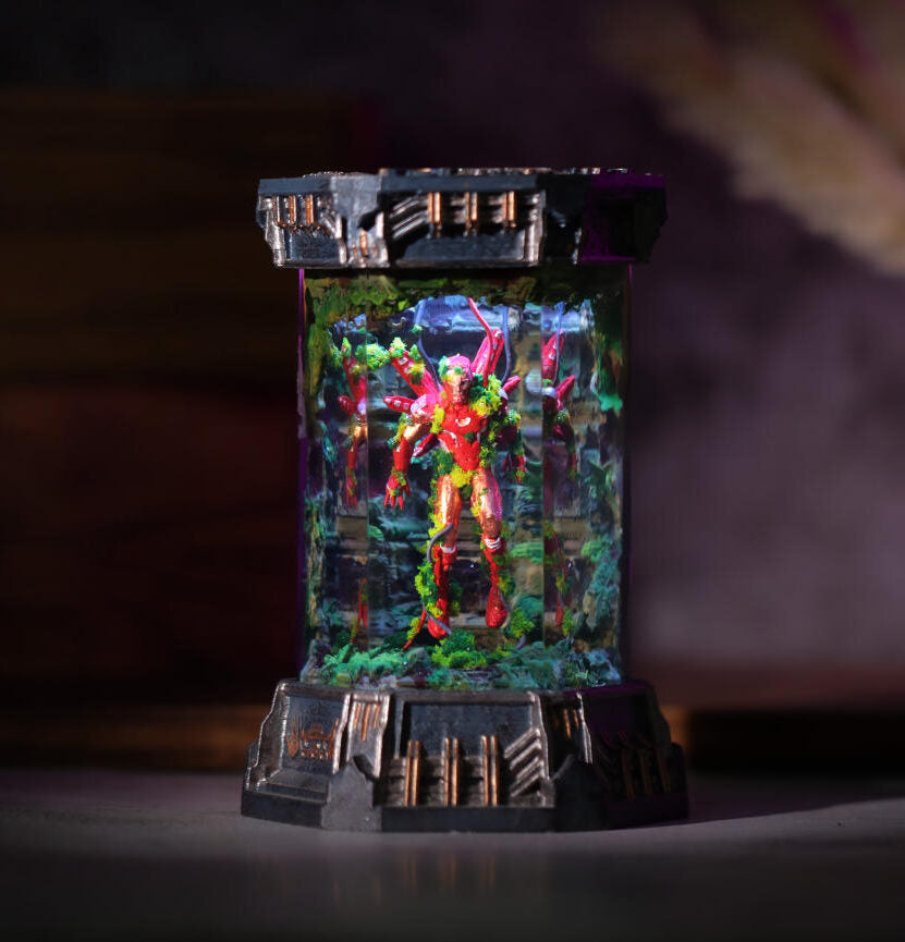 Rusted Iron Man Chamber Lamp