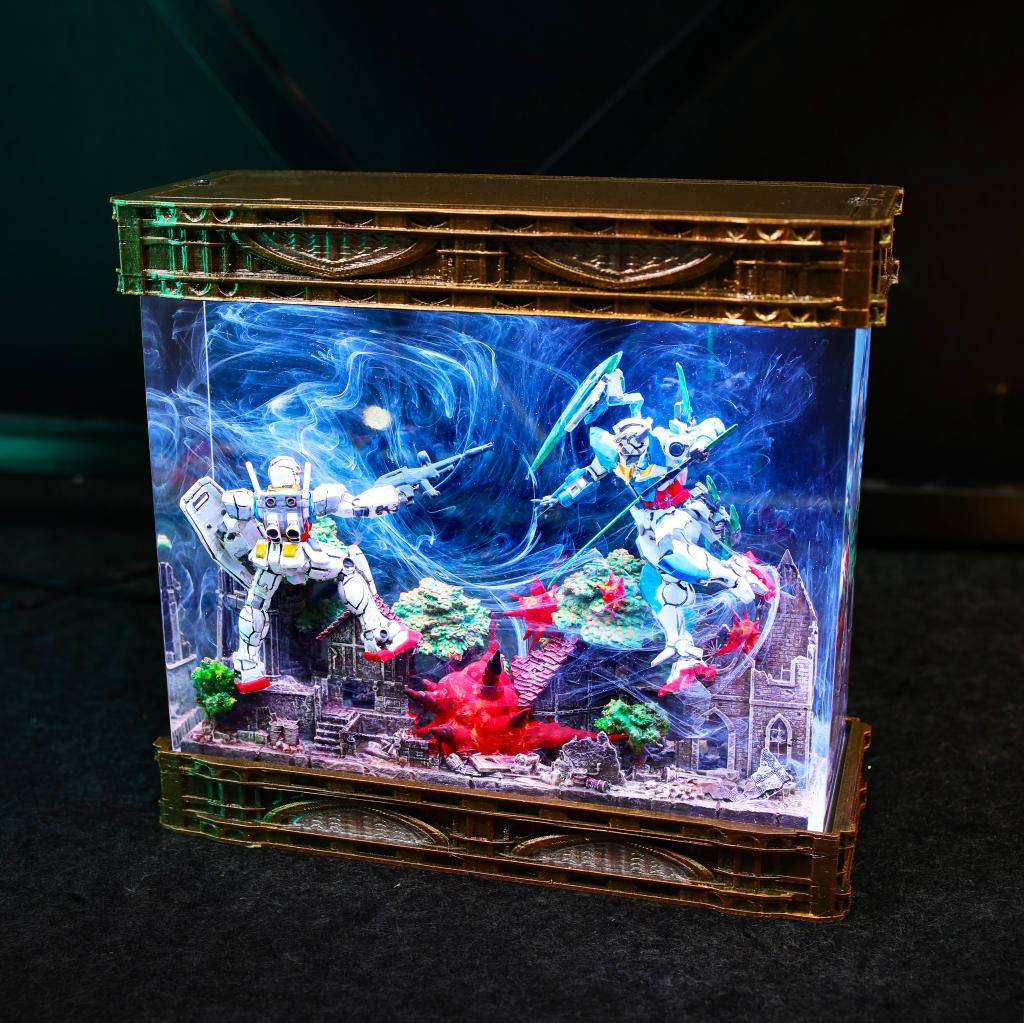 RX-78-2 Gundam Battle Diorama Lamp - Image 6
