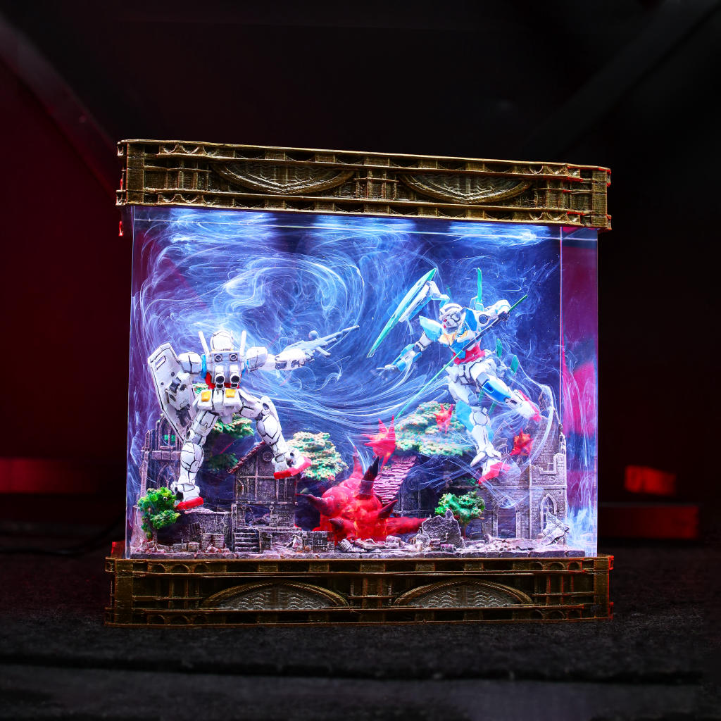RX-78-2 Gundam Battle Diorama Lamp - Image 8