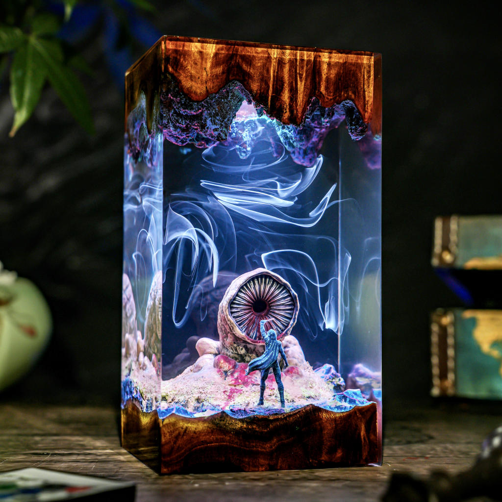 Sandworm Dune Night Light - Image 6